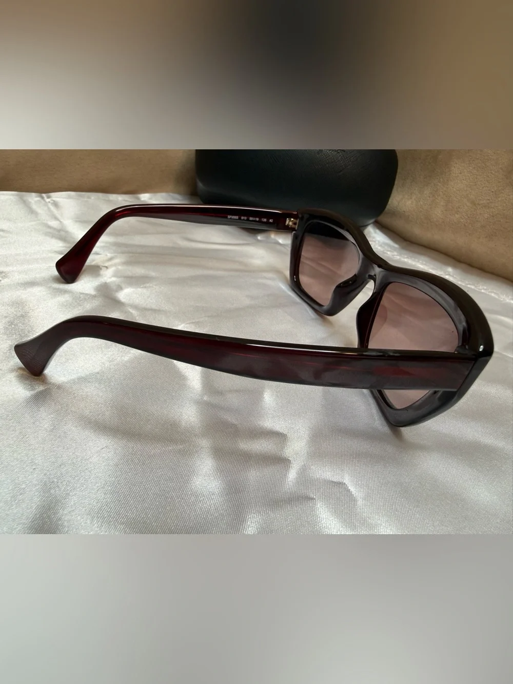 Salvatore Ferragamo SF958S Burgundy Oversized Sunglasses 55□19 Italy w/ Case